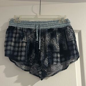 blue patterned flowy shorts